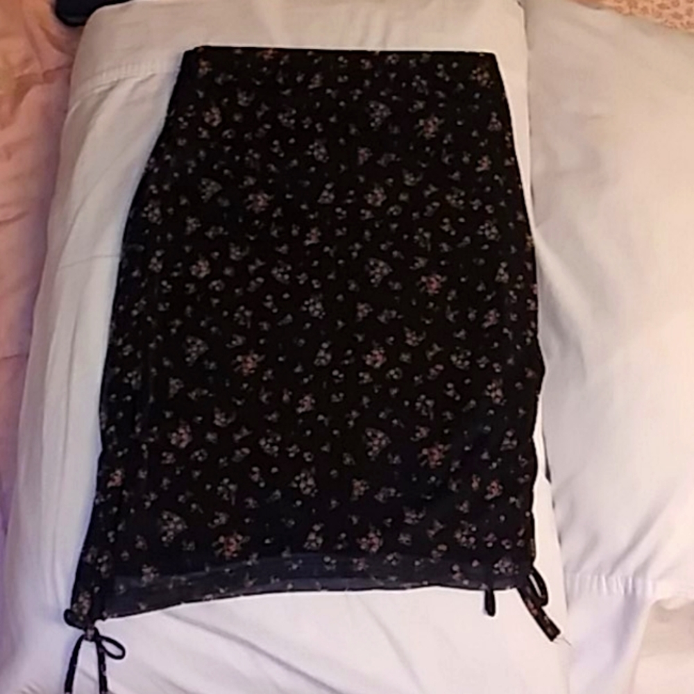 Windsor black skirt
